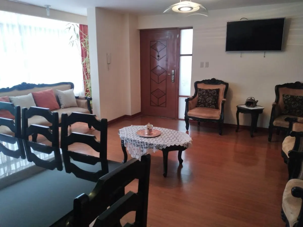 Appartement Departamento Entero Pusuqui/ Mitad Del Mundo à Quito